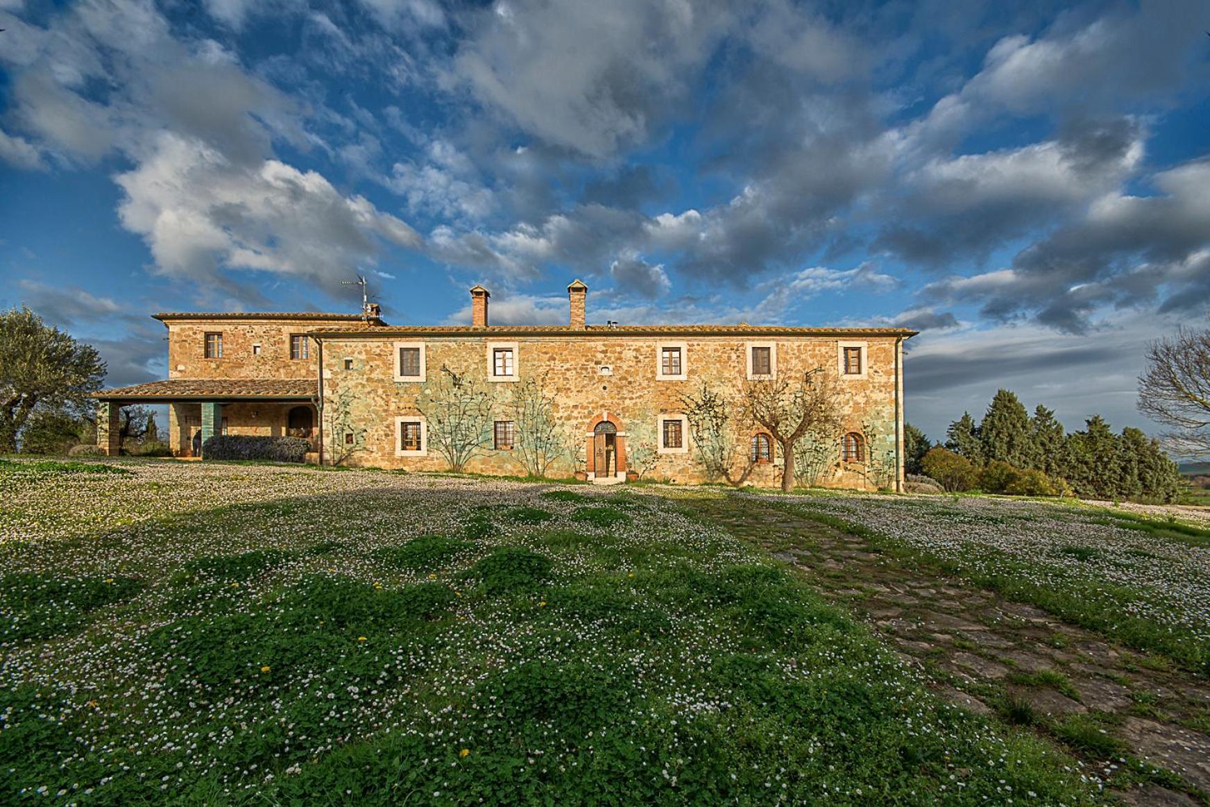 Agriturismo Le Sorbelle D'Orcia Con Piscina Pienza Exteriör bild